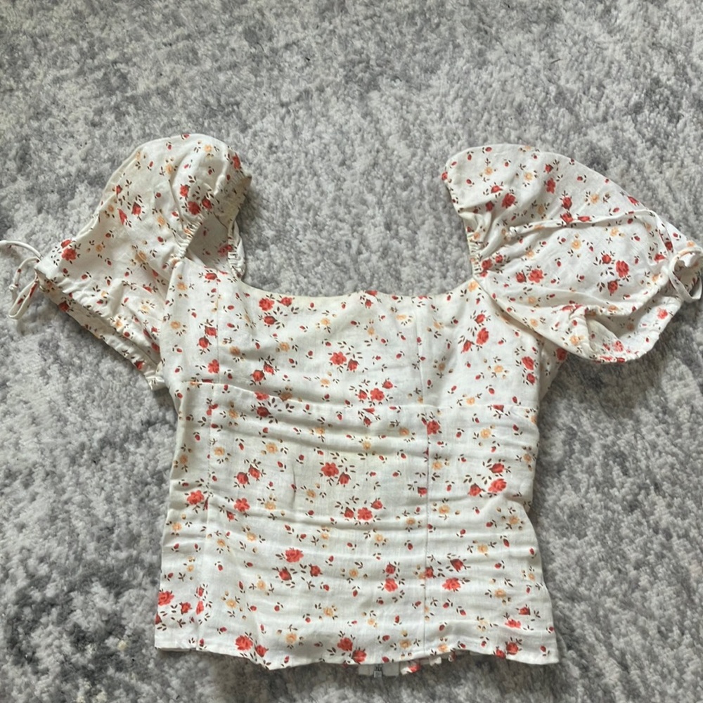 Linen Reformation top sweetheart neckline